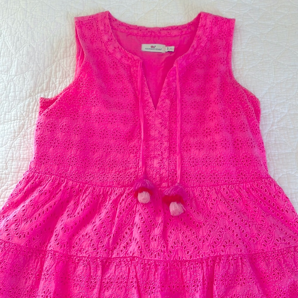 Vineyard Vines Scalloped Pink Sleeveless Top